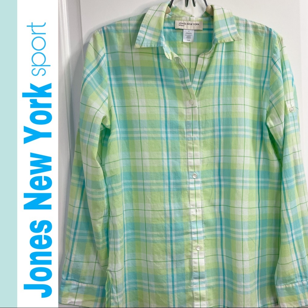Beachy lightweight shirt - Size M - Jones NY Sport blue green plaid cotton